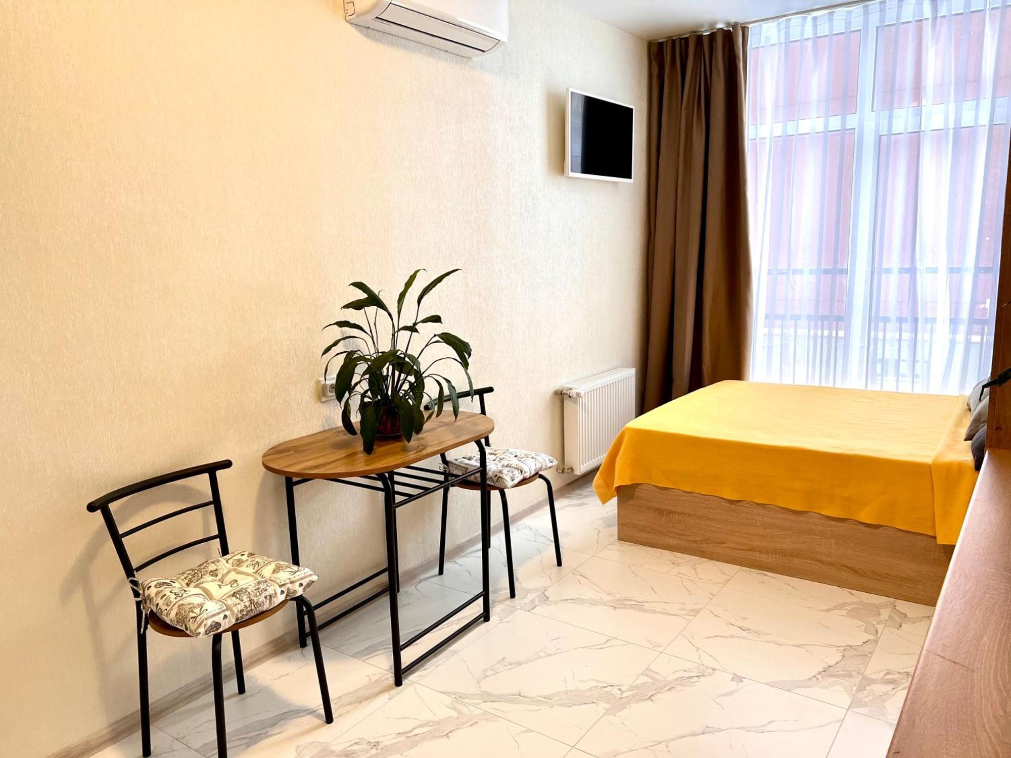 Osapart Hotel In A Complex Semycvit 2 ลวีฟ ภายนอก รูปภาพ